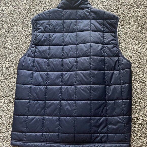 Navy Blue St Johns Bay Puffer Vest with Zippered Pockets, Men's Large, Thermal - Picture 3 of 6